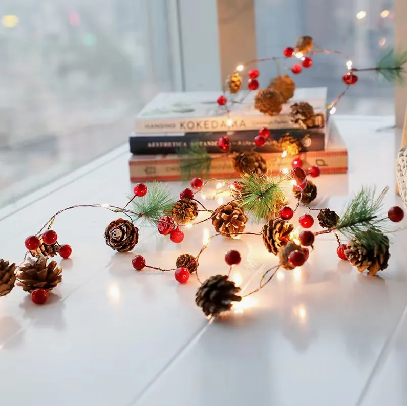 Cute Design Christmas Home Decorative LED Light Garland